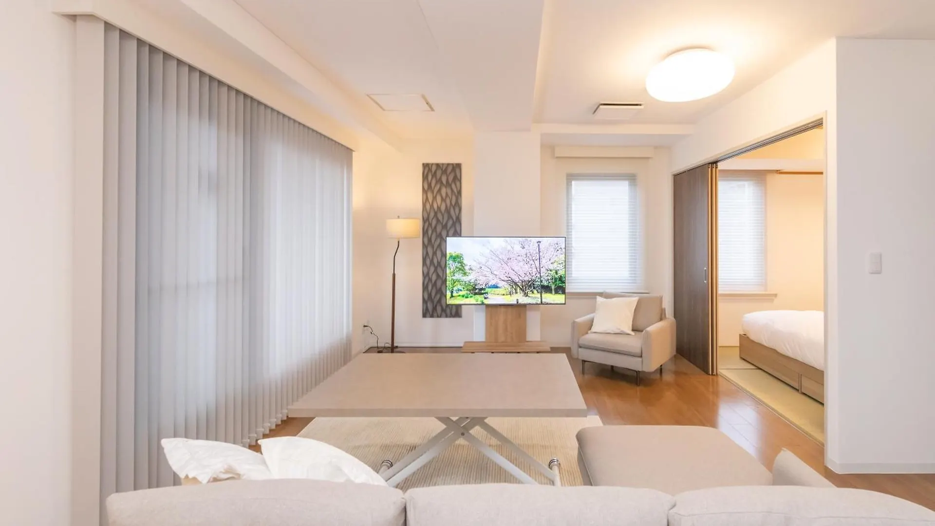 Atrium Deluxe Apartments Osaka - Self Check-In Only