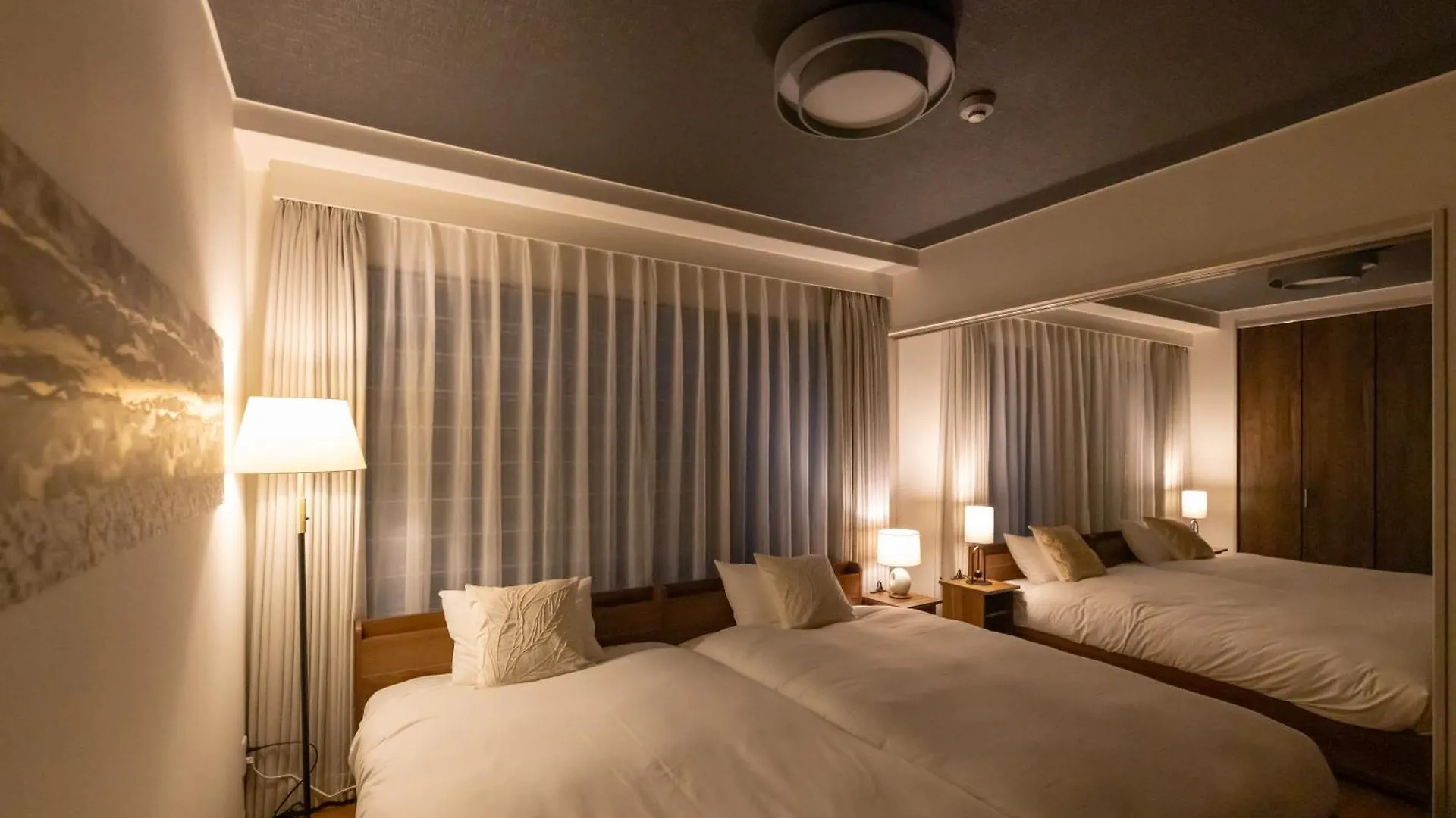 Atrium Deluxe Apartments Osaka - Self Check-In Only